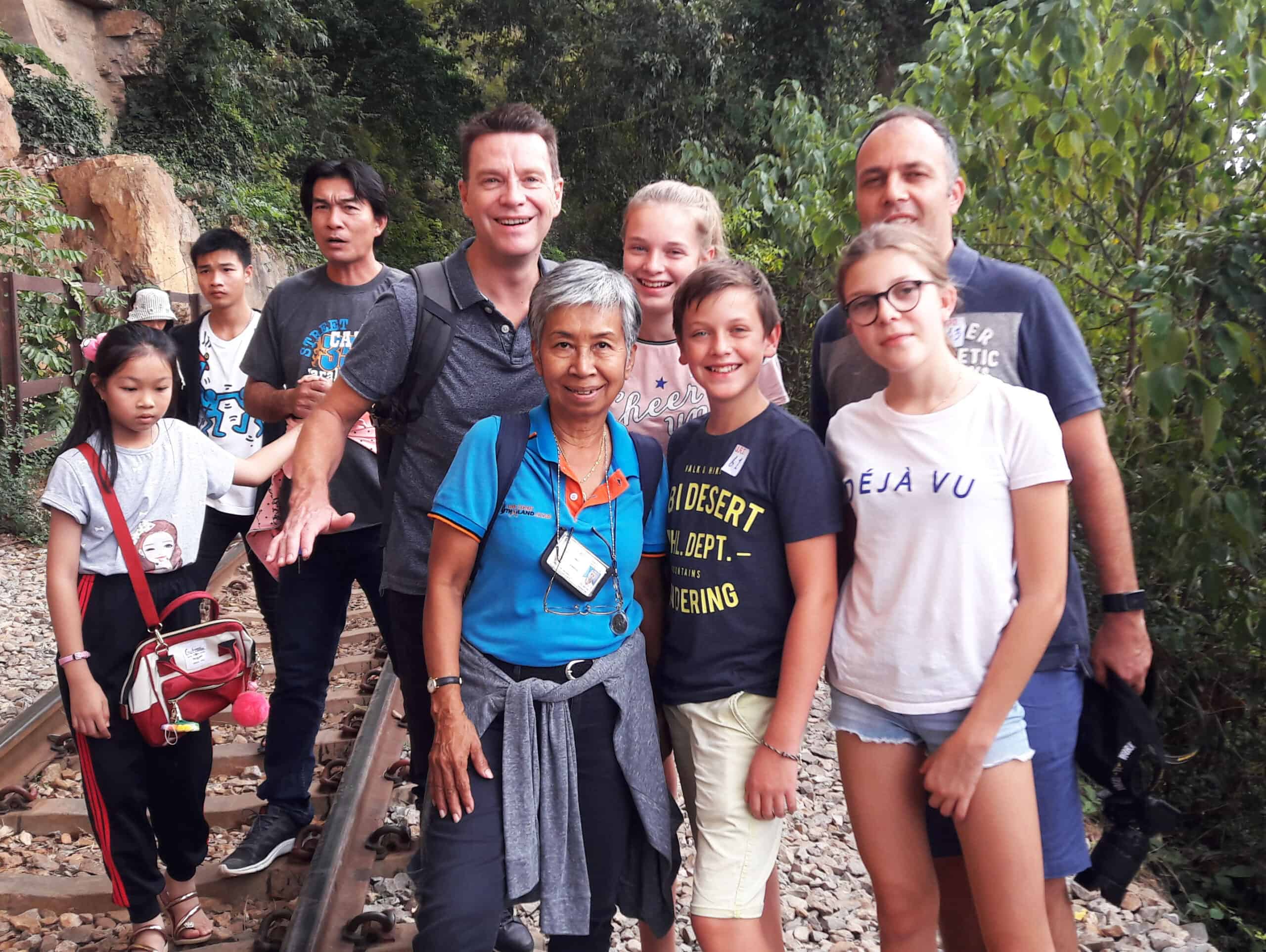 thai tour guide vanna